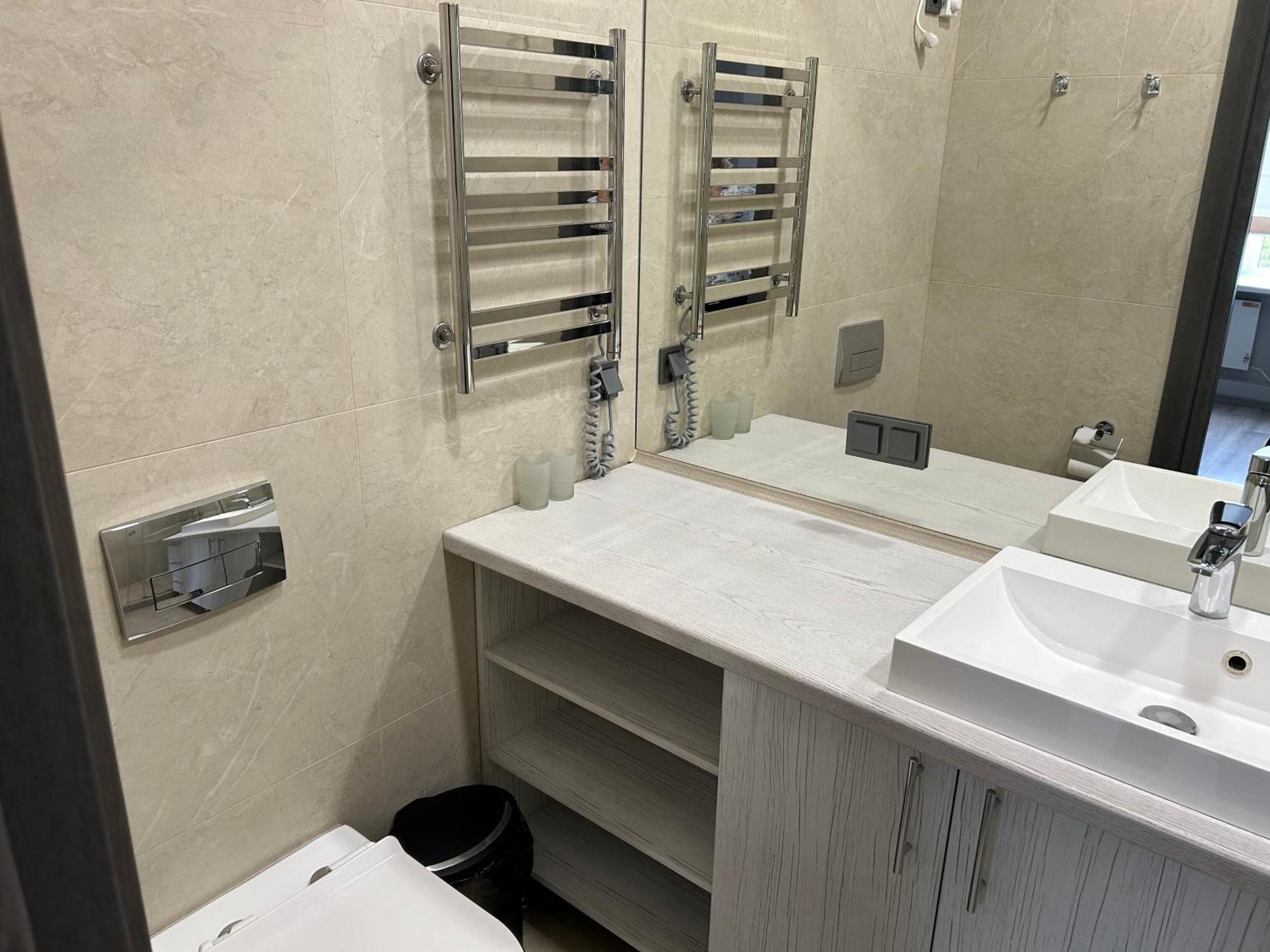 Prestige Apartments Dniprodzerzhyns'k Ngoại thất bức ảnh
