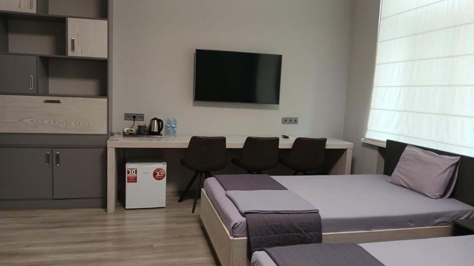 Prestige Apartments Dniprodzerzhyns'k Ngoại thất bức ảnh